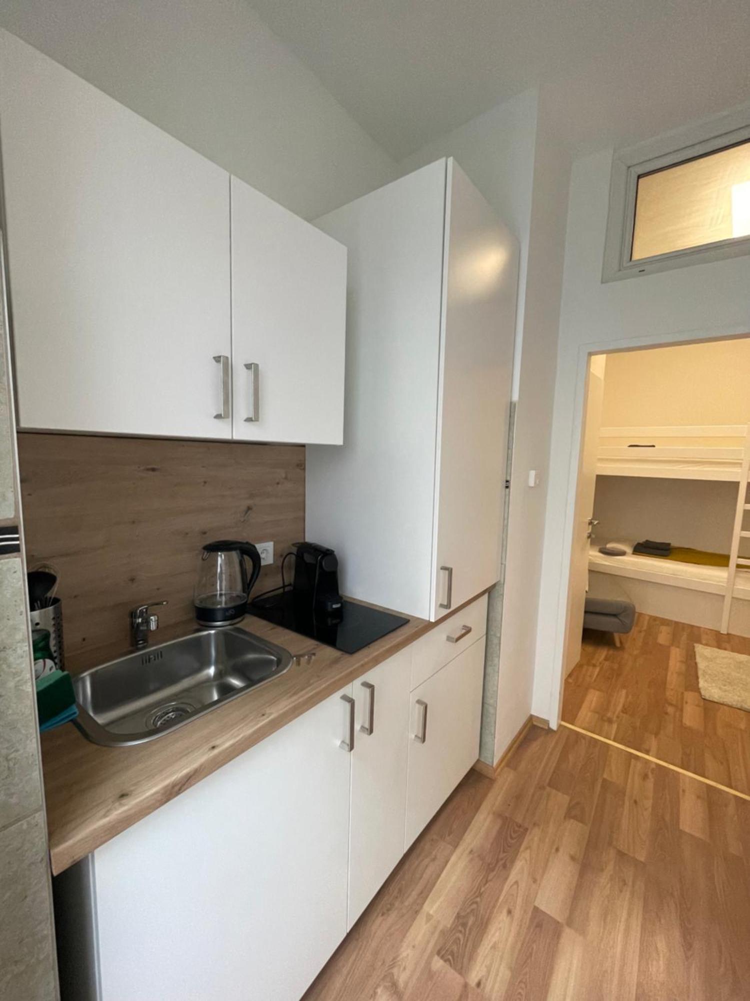 Central Mini Apartment Rhg 1 فيينا المظهر الخارجي الصورة
